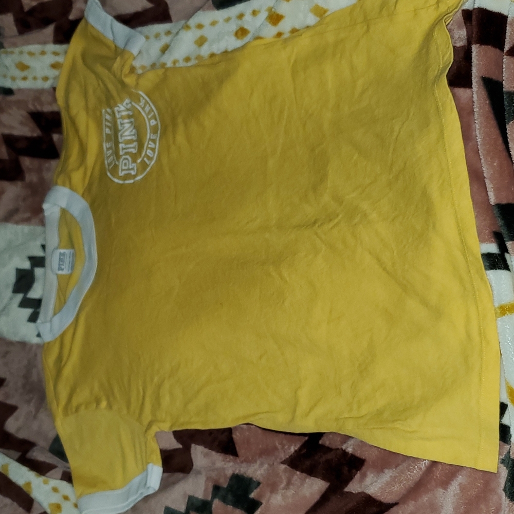 Sm Yellow Vs Pink Shirt